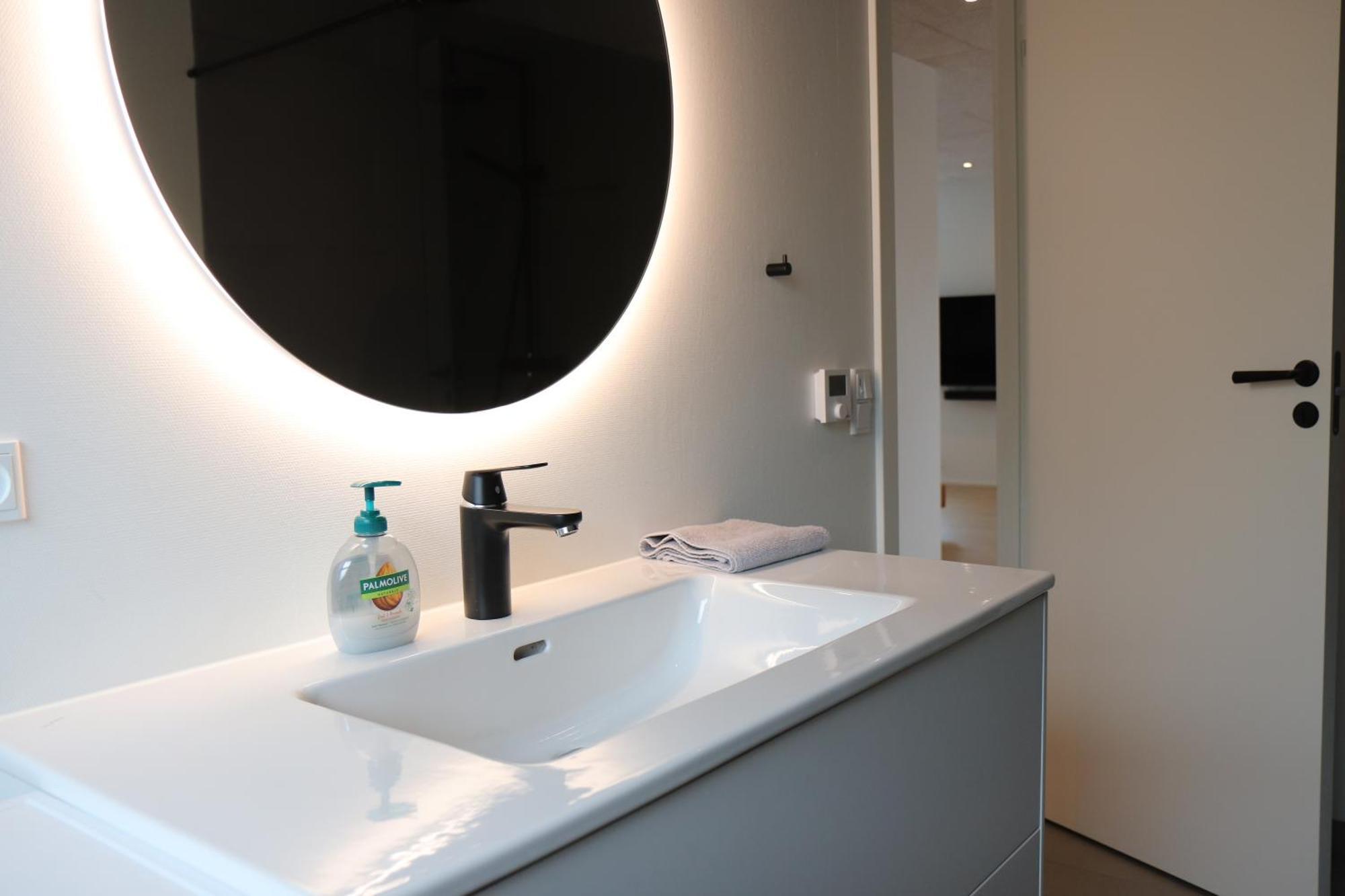 Brand New Flat In Central Klaksvík エクステリア 写真
